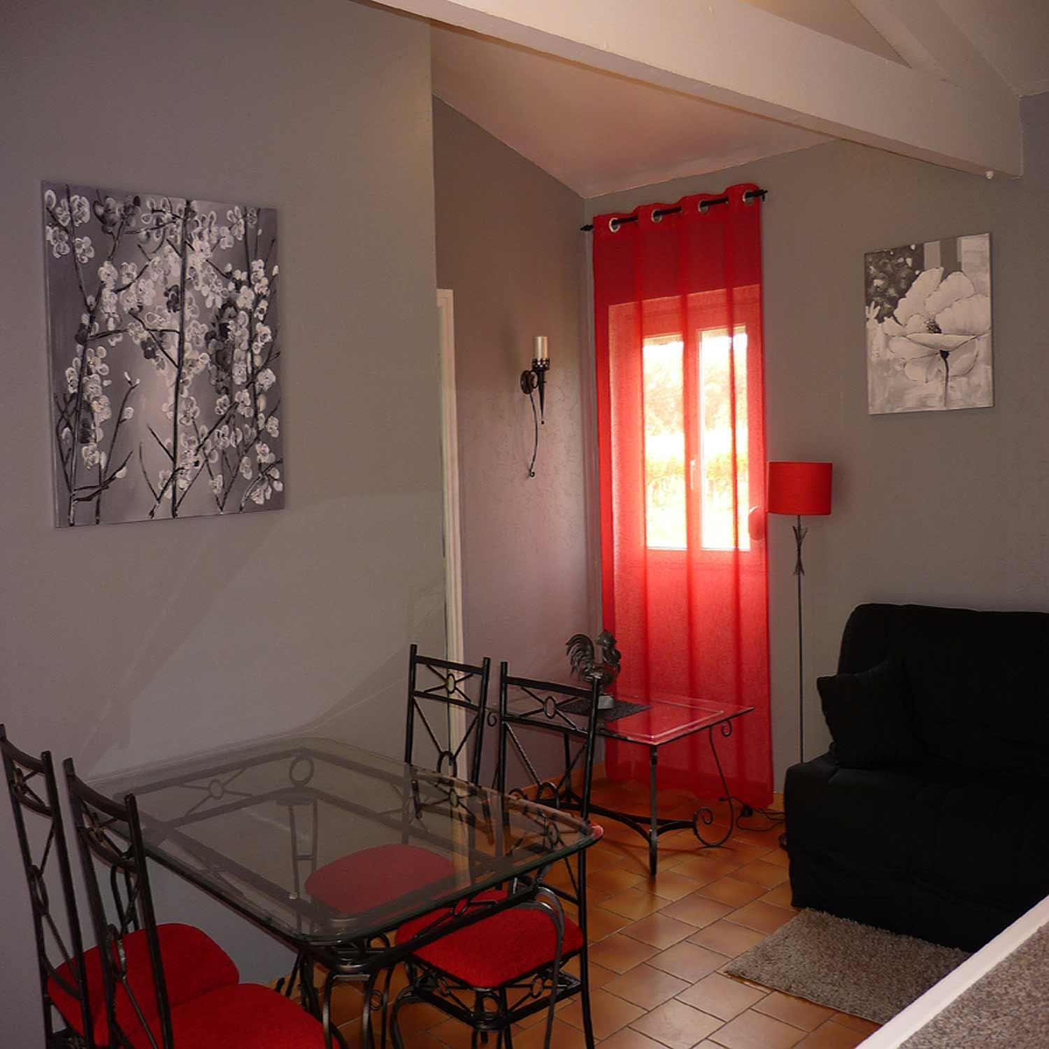 Au Mas Du Soleil Bed and Breakfast Senouillac Buitenkant foto